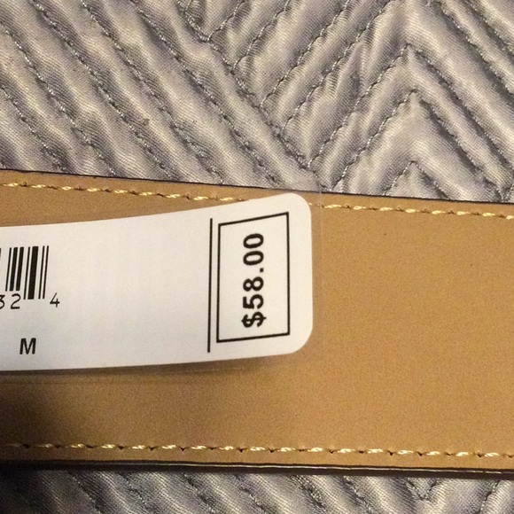 Michael Kors Medium brown leather belt for women with gold tone hardware - Picture 5 of 5